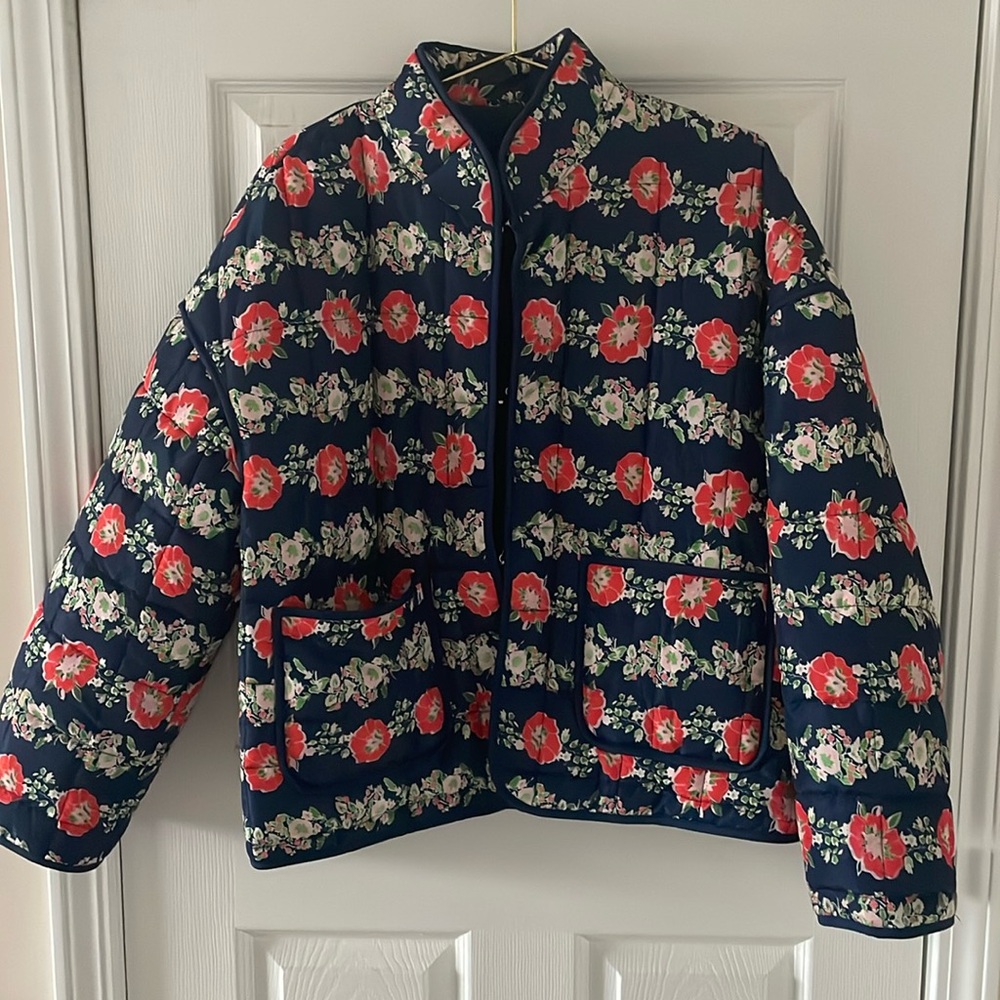 NEVER WORN - Women’s Coquette Quilted Mini Jacket with Padding Size L